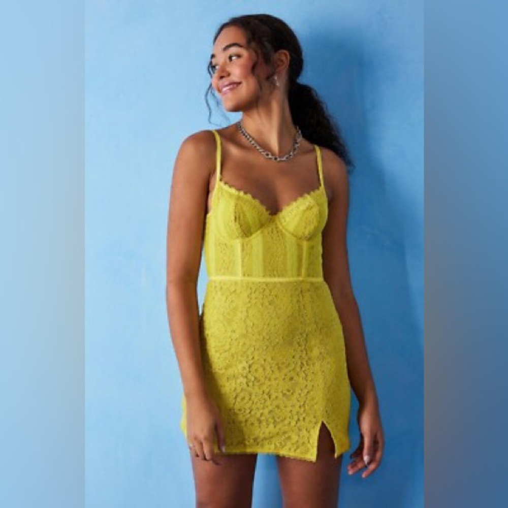 Urban Outfitters - Small - Layla Lace Corset Mini Dress in Yellow